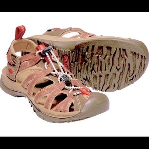 Keen Whisper size 6 women’s waterproof webbed fisherman sandals like new